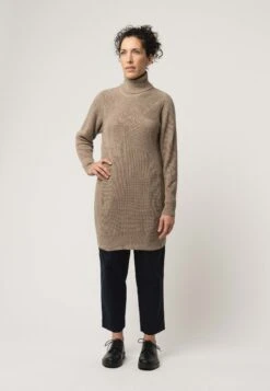 Rippstrick Rollkragenkleid ABAZIN