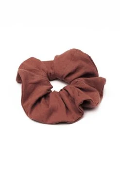 Scrunchie Haargummi AJITHA Bundle -Stoff Punkt Verkaufsgeschäft Ajitha Scrunchie mahogany 01 1