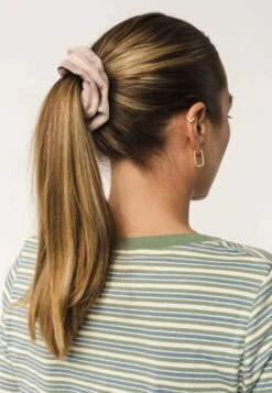 Scrunchie Haargummi AJITHA Bundle -Stoff Punkt Verkaufsgeschäft Ajitha Scrunchie rose 01