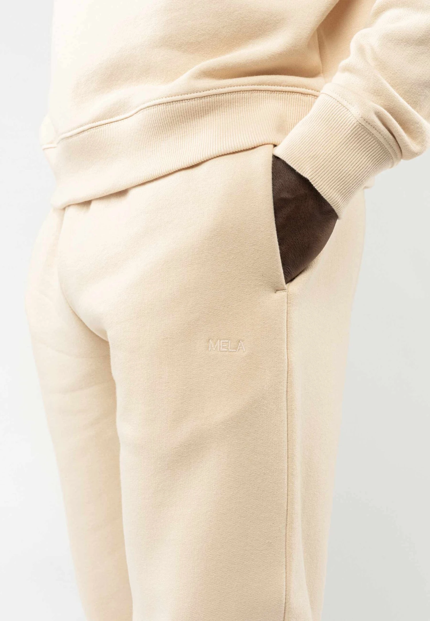 Sweatpants AKESHA 7 Sweatpants AKESHA – Bild 7