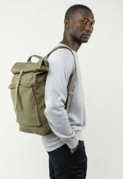 Rucksack AMAR -Stoff Punkt Verkaufsgeschäft Amar Men backpack olive 03