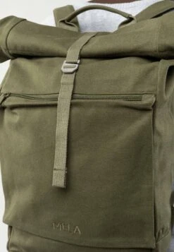 Rucksack AMAR -Stoff Punkt Verkaufsgeschäft Amar Men backpack olive 05