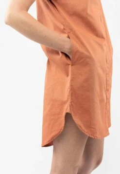 Blusenkleid AMOLI 10 Blusenkleid AMOLI -Stoff Punkt Verkaufsgeschäft Amoli coral 05