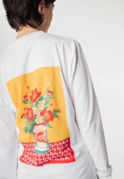 Oversized Langarmshirt Artist Edition Anjali -Stoff Punkt Verkaufsgeschäft Artist Edition Longsleeve print queen Women 05