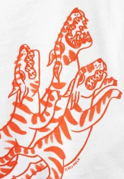 T-Shirt Artist Edition -Stoff Punkt Verkaufsgeschäft Artist Edition white print red 03