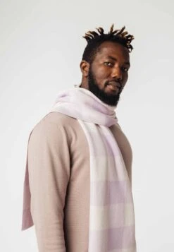 Jacquard Rippstrick Schal ASMEE -Stoff Punkt Verkaufsgeschäft Asmee Jacquard Knit Scarf lilac cream checked Men 03