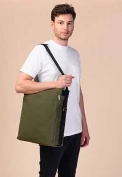 Slingbag DIYO -Stoff Punkt Verkaufsgeschäft Diyo olive green 1