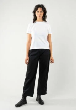 T-Shirt KHIRA Bundle 7 T-Shirt KHIRA Bundle -Stoff Punkt Verkaufsgeschäft Khira Women T Shirt white 03