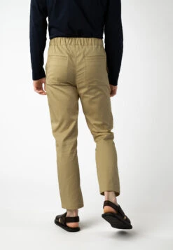 Hose Mit Elastischem Bund NAMISH -Stoff Punkt Verkaufsgeschäft Namish Pants khaki 03