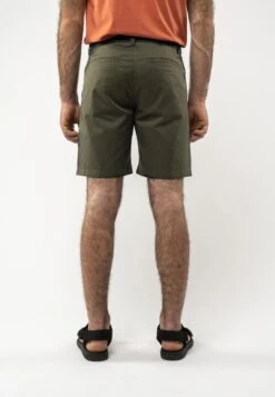 Shorts NAVIN -Stoff Punkt Verkaufsgeschäft Navin dark olive 03