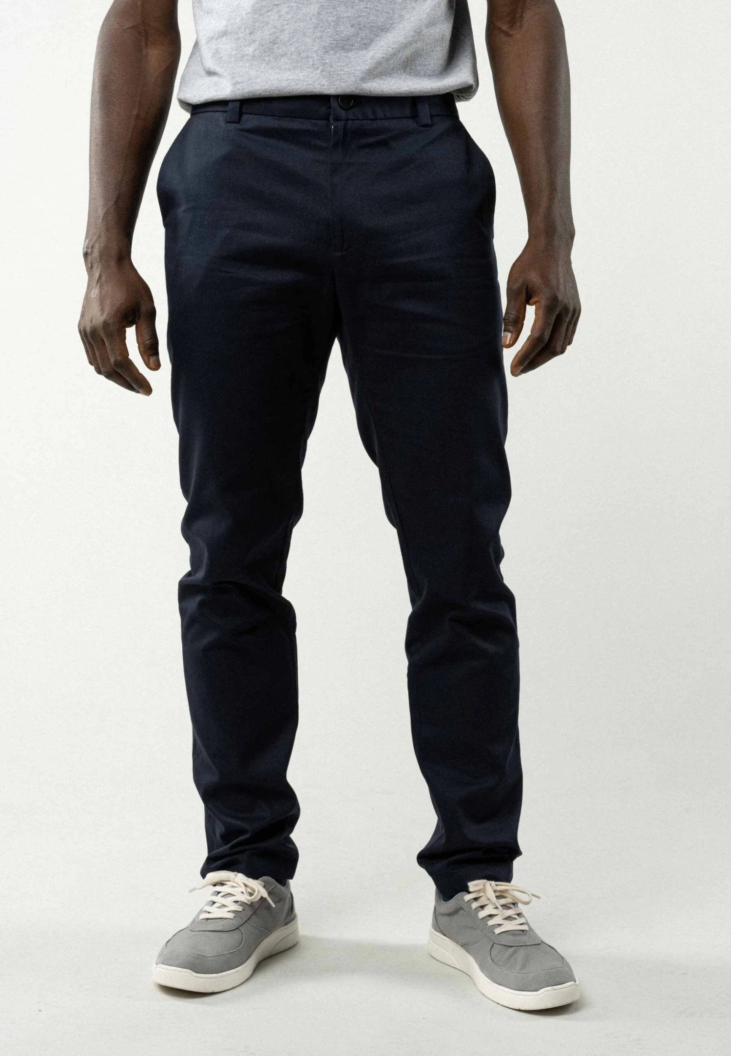 Chinohose Mit Normaler Passform POOJA Bundle 2 Chinohose Mit Normaler Passform POOJA Bundle – Bild 2