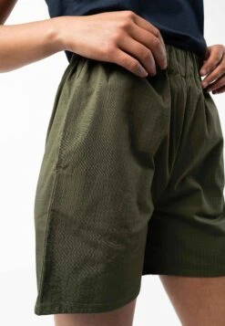 Shorts Mit Elastischem Bund RILA -Stoff Punkt Verkaufsgeschäft Rila elastic Shorts dark olive 05