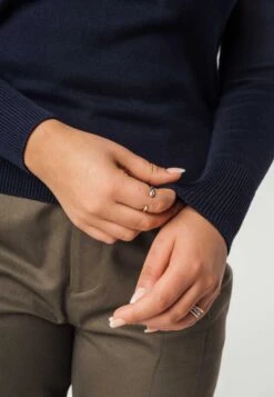 Damen Feinstrick-Pullover SADA -Stoff Punkt Verkaufsgeschäft Sada Fine Knit Jumper navy 06