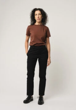 Chinohose TARA -Stoff Punkt Verkaufsgeschäft Tara Chino black 04