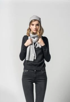 Strickschal -Stoff Punkt Verkaufsgeschäft Women scarf grey 3