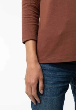 Langarmshirt ZARINA -Stoff Punkt Verkaufsgeschäft Zarina Boatneck Shirt mahogany 05